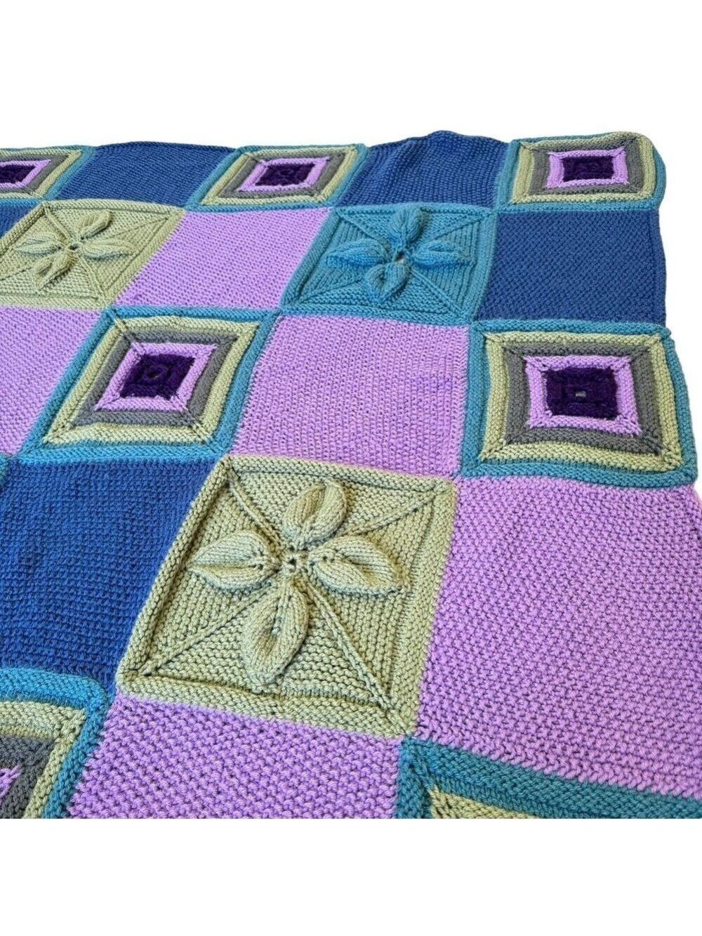Vintage Mary Maxim Cottagecore 3D Flower Patch Throw Afghan 70"x48" Blue Multi - Picture 5 of 9